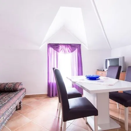Apartment Savudrija *