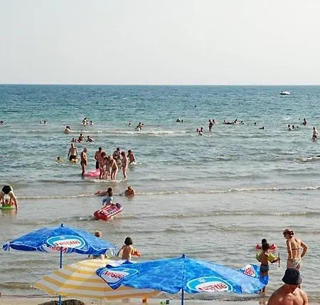 Apartment Savudrija شقة *